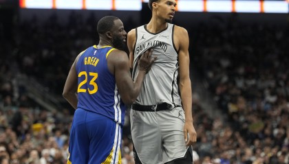 追梦：都不想说文班是“人” 他就是超凡脱俗的存在&amp;场上他一顶四