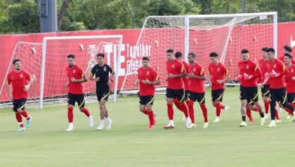 九游娱乐-国足开练冲刺12强赛 八字方针：安全回归、全力抢分