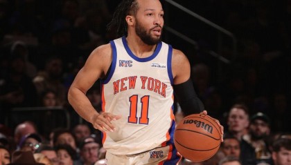 九游登录入口-布伦森在尼克斯主场砍下11次40+，超越安东尼升至队史第2