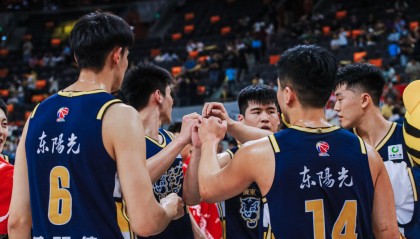 九游娱乐-广东4坏消息！关辛透露萨林杰伤情，心仪大外被抢，冲冠彻底无望