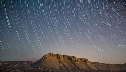 新葡京：从经典到未来的时尚赌场生活美学